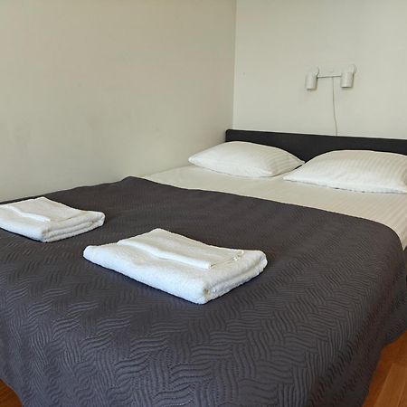 אולו Lovely Northern Apartment, Parking מראה חיצוני תמונה